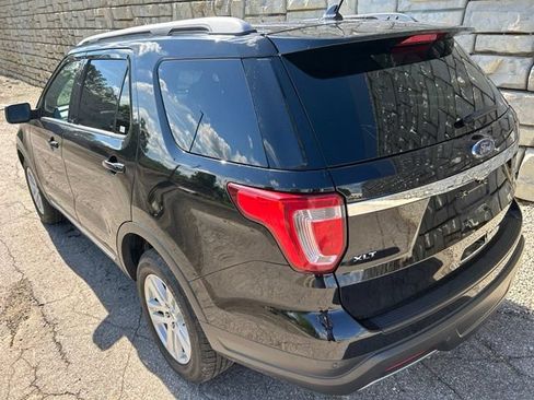 Used 2019 Ford Explorer XLT w/ Equipment Group 201A AWD/4WD image 4