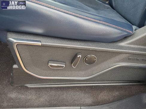 Certified 2021 Ford F150 Raptor w/ Raptor 37 Performance Package image 27