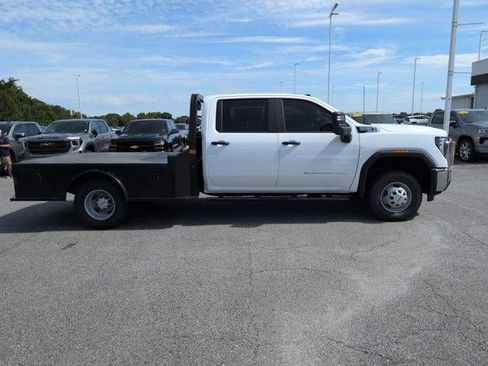 New 2026 GMC Sierra 3500 Pro w/ Convenience Package AWD/4WD image 4