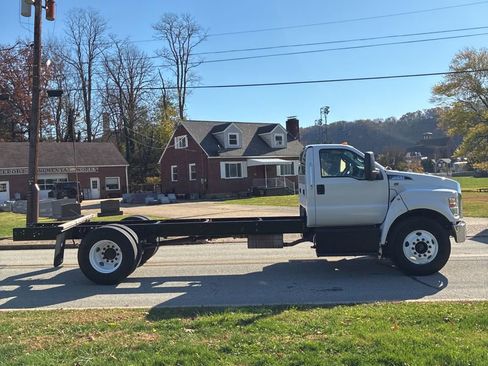 Used 2019 Ford F650 2WD Regular Cab Super Duty image 31