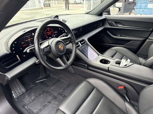 Used 2021 Porsche Taycan 4 Cross Turismo image 13