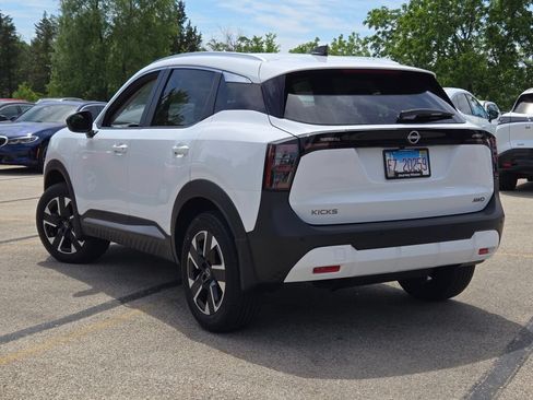 Used 2026 Nissan Kicks SV w/ SV Premium Package AWD/4WD image 13