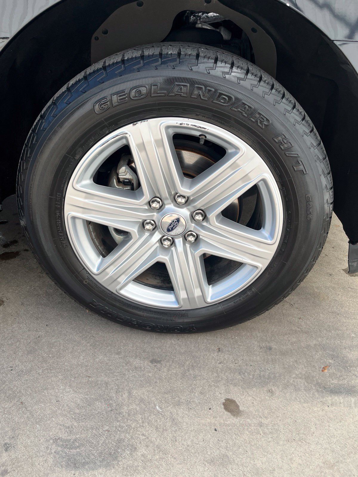 Used 2018 Ford Expedition XLT w/ Equipment Group 202A RWD image 24