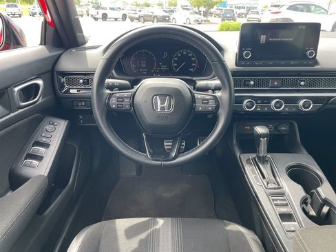 Used 2023 Honda Civic Sport image 12