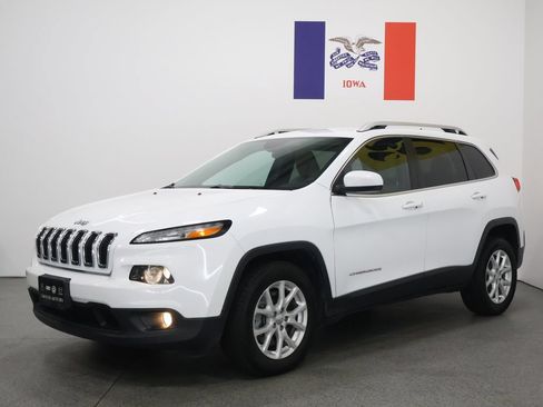 Used 2015 Jeep Cherokee Latitude FWD image 8