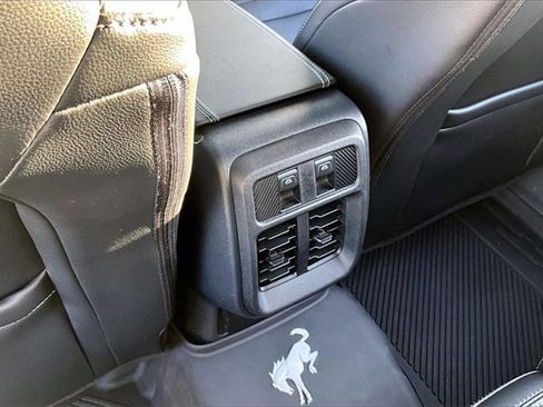 Used 2025 Ford Bronco Outer Banks image 36