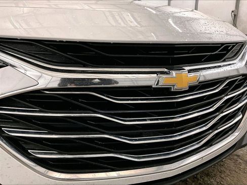 Used 2020 Chevrolet Malibu LT image 29