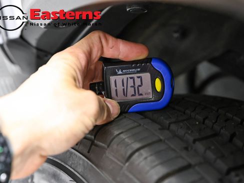 Used 2023 Toyota RAV4 LE AWD/4WD image 26