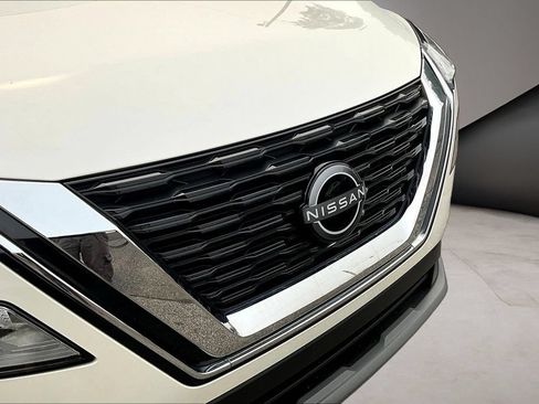 Certified 2023 Nissan Rogue SV AWD/4WD image 32