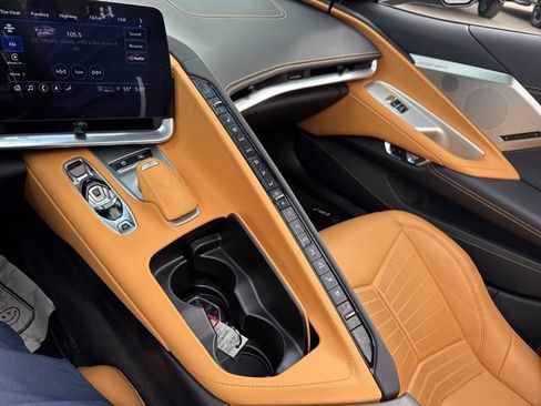 Used 2022 Chevrolet Corvette Stingray Preferred Conv w/ Z51 Performance Package RWD image 14