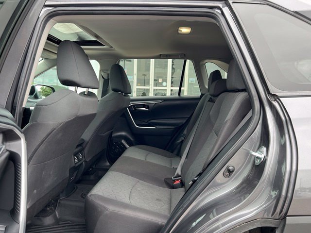 Used 2024 Toyota RAV4 XLE w/ Convenience Package AWD/4WD image 21