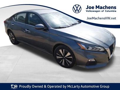 Used 2021 Nissan Altima 2.5 SV