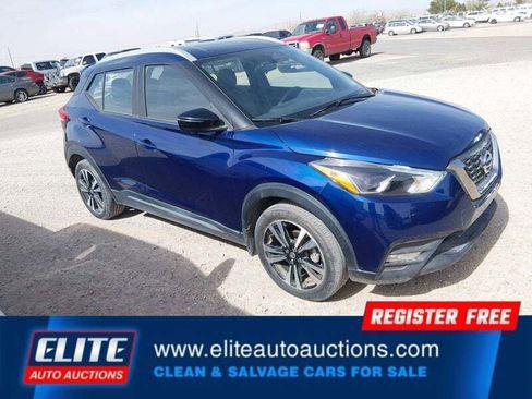 Used 2018 Nissan Kicks SR FWD image 1