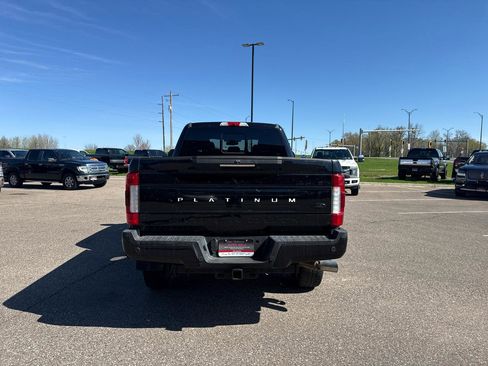 Used 2017 Ford F250 Platinum w/ Platinum Ultimate Package AWD/4WD image 4