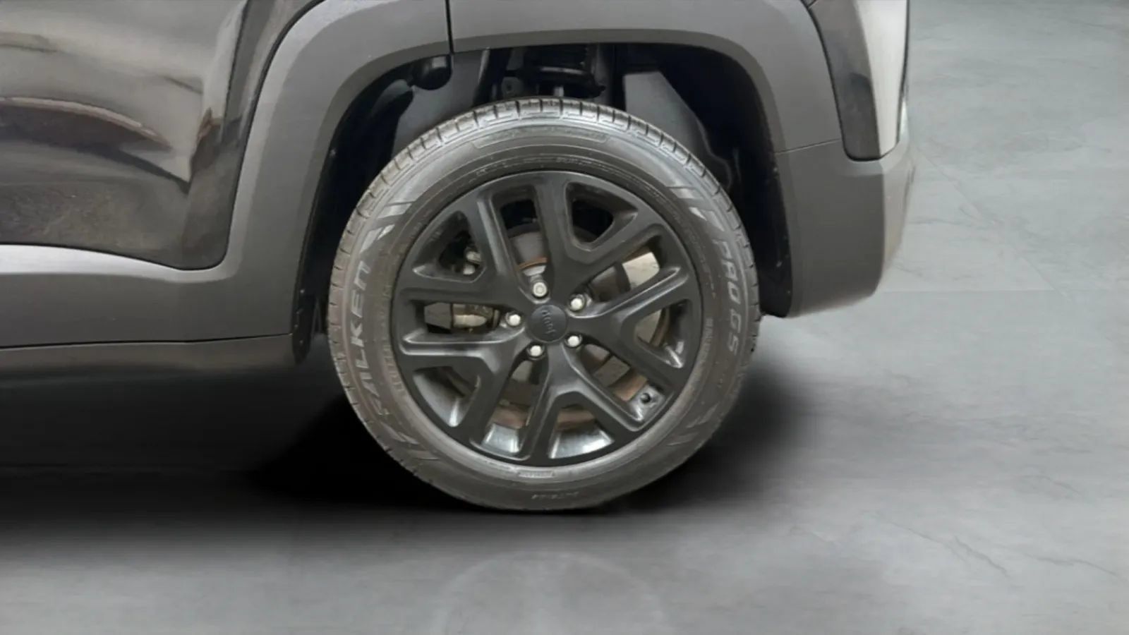 Used 2018 Jeep Renegade Altitude FWD image 27