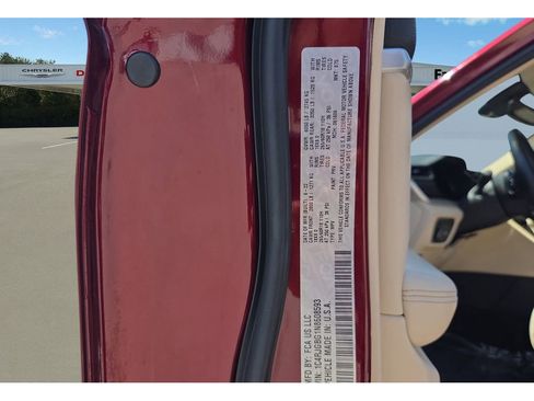 Used 2022 Jeep Grand Cherokee Limited w/ Trailer Tow Prep Group (B) image 25