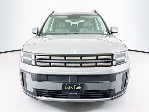 Used 2025 Hyundai Santa Fe SEL image 2