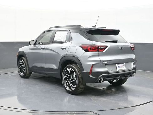 New 2026 Chevrolet TrailBlazer RS w/ Convenience Package FWD image 9