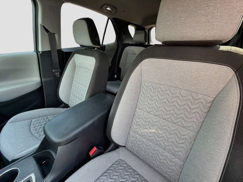 Used 2024 Chevrolet Equinox LS w/ LS Convenience Package FWD image 10