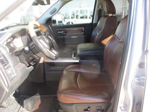 Used 2014 RAM 1500 Laramie Longhorn w/ Convenience Group image 4