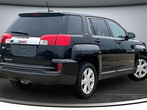 Used 2017 GMC Terrain SLE FWD image 6
