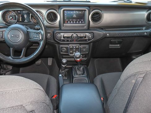 Used 2021 Jeep Wrangler Unlimited Sport image 10