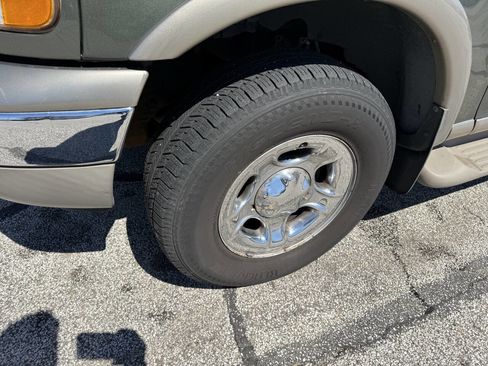 Used 2000 Ford Expedition Eddie Bauer image 9