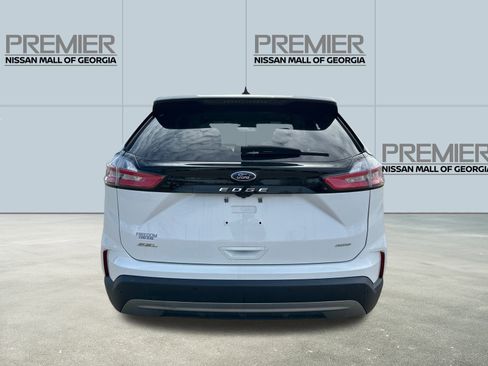 Used 2022 Ford Edge SEL image 6