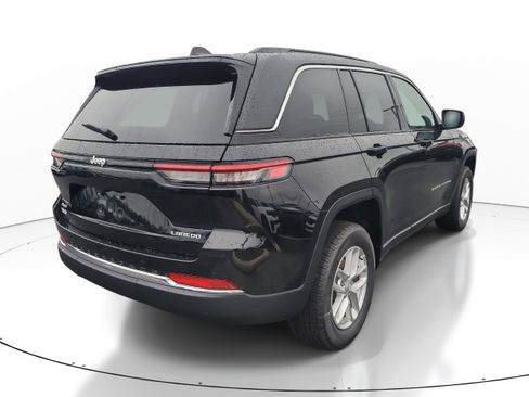 New 2026 Jeep Grand Cherokee Laredo X AWD/4WD image 6