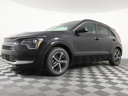 New 2025 Kia Niro SX