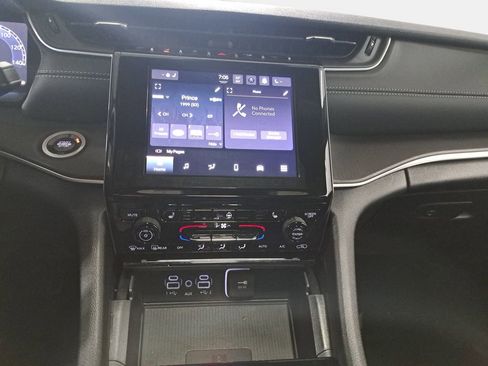 New 2025 Jeep Grand Cherokee L Altitude image 21