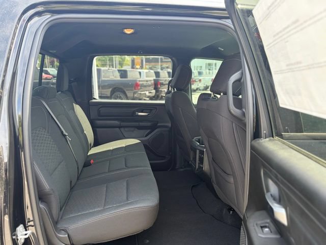 New 2026 RAM 1500 Express AWD/4WD image 29