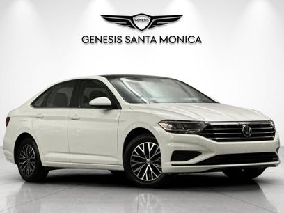 Used 2019 Volkswagen Jetta SE w/ Cold Weather Package
