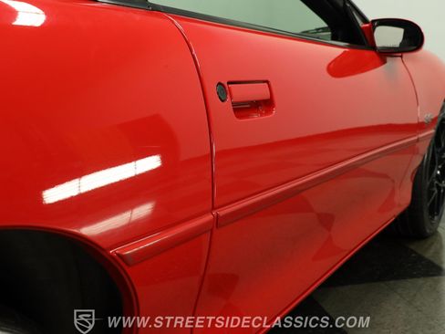 Used 2002 Chevrolet Camaro Z28 w/ SS Performance/Appearance Pkg RWD image 27