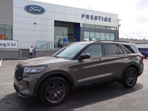 New 2026 Ford Explorer ST w/ Sun And Sound Package AWD/4WD image 3