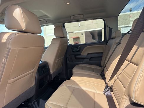 Used 2019 GMC Sierra 2500 Denali w/ Duramax Plus Package AWD/4WD image 6