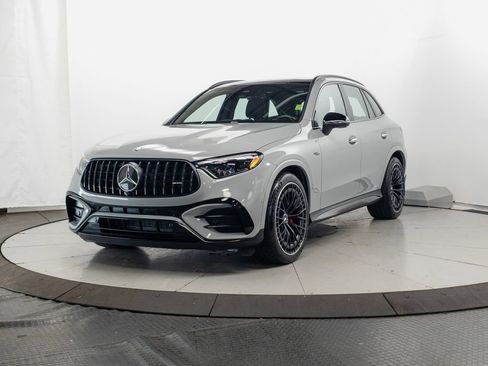 Used 2025 Mercedes-Benz GLC 43 AMG 4MATIC image 3