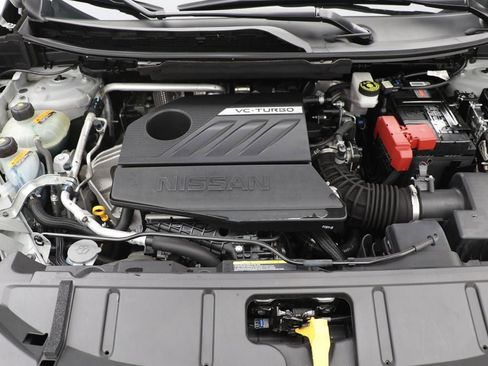 Used 2023 Nissan Rogue SL w/ SL Premium Package image 29