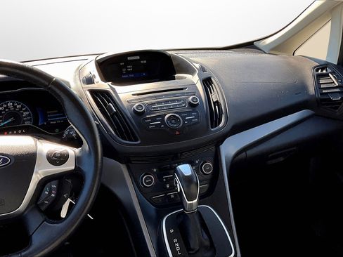 Used 2017 Ford C-MAX SE image 6