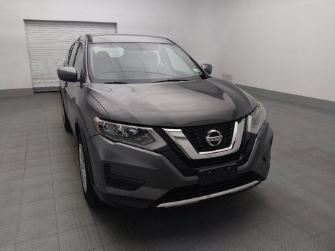 Used 2017 Nissan Rogue S AWD/4WD image 14
