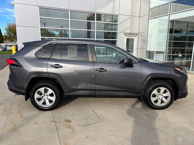 Used 2019 Toyota RAV4 LE w/ All Weather Liner Package AWD/4WD image 8