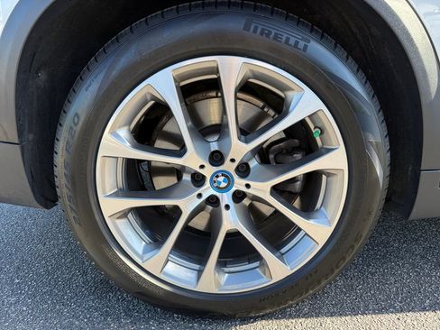 Certified 2024 BMW X5 xDrive50e w/ Parking Assistance Package AWD/4WD image 17