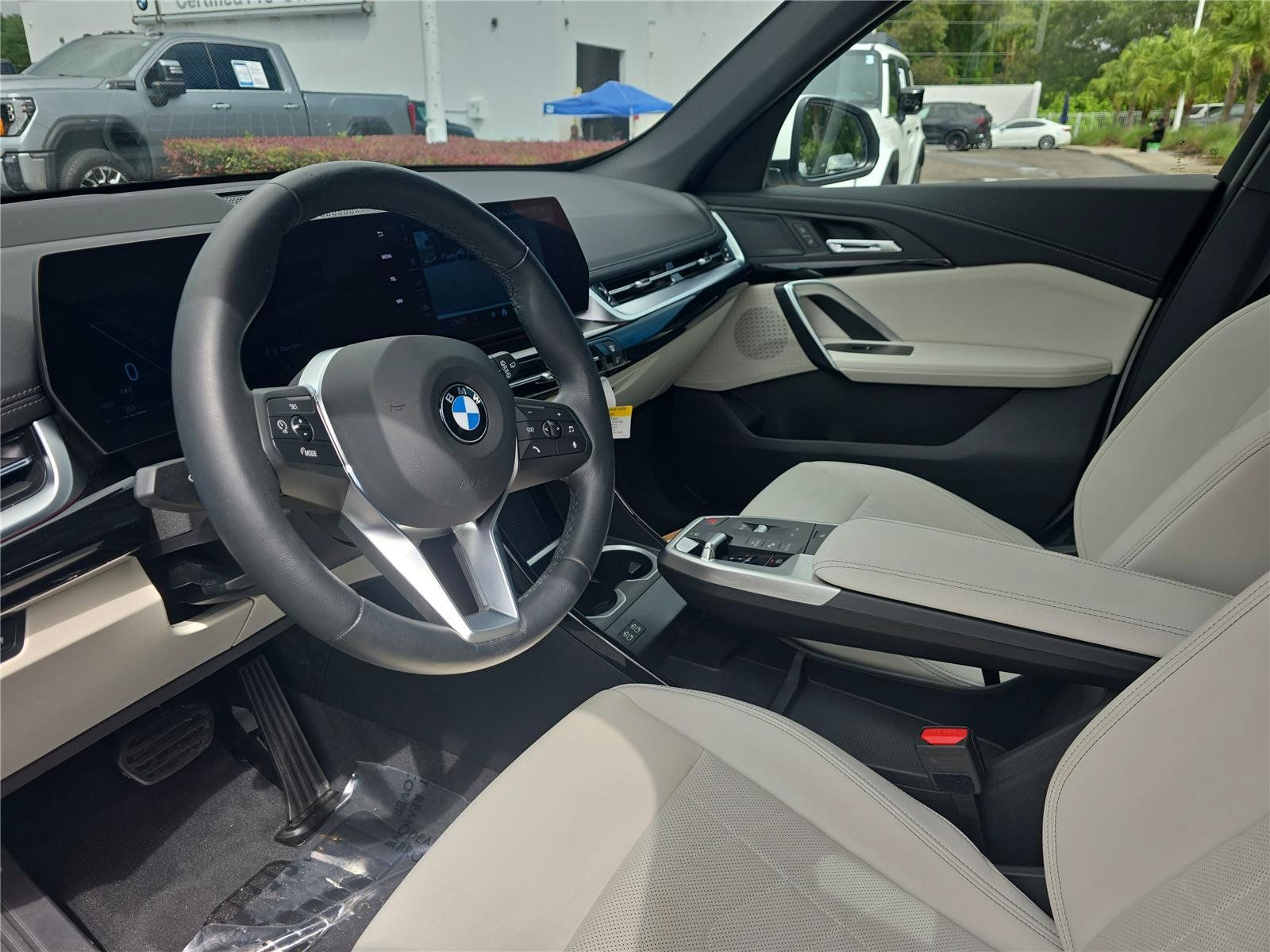 Certified 2026 BMW X1 xDrive28i w/ Technology Package AWD/4WD image 16