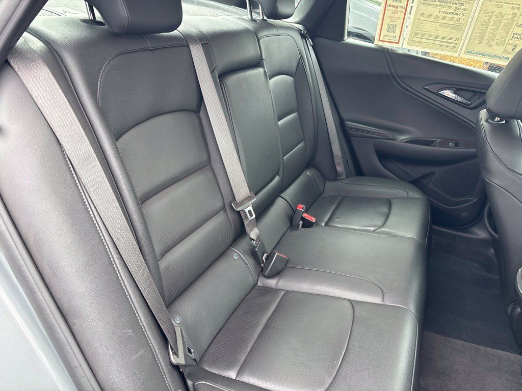 Used 2024 Chevrolet Malibu LT FWD image 19