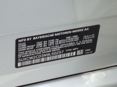 Used 2022 BMW X7 xDrive40i w/ M Sport Package AWD/4WD image 34