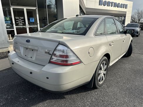 Used 2008 Ford Taurus SEL image 10