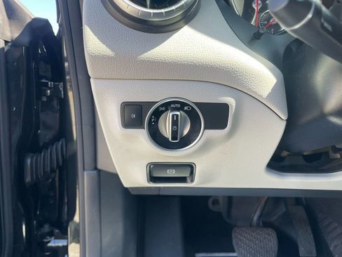Used 2018 Mercedes-Benz CLA 250 4MATIC image 14