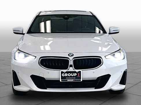 Used 2023 BMW 230i Coupe w/ Premium Package RWD image 3