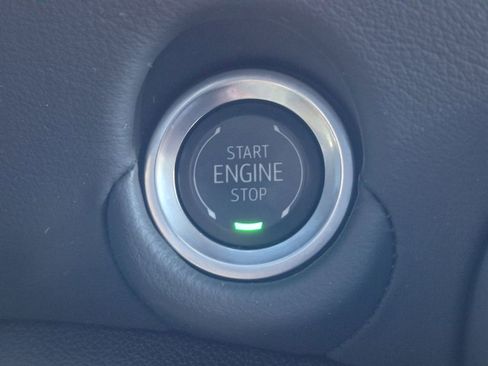 Used 2025 Chevrolet Tahoe LT AWD/4WD image 24