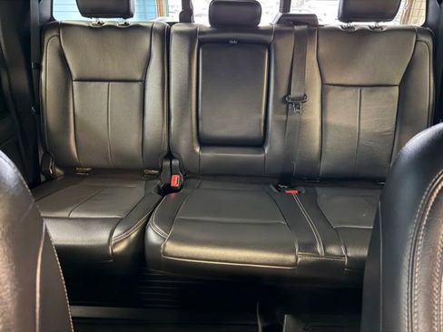 Used 2022 Ford F350 Lariat w/ Lariat Value Package image 31